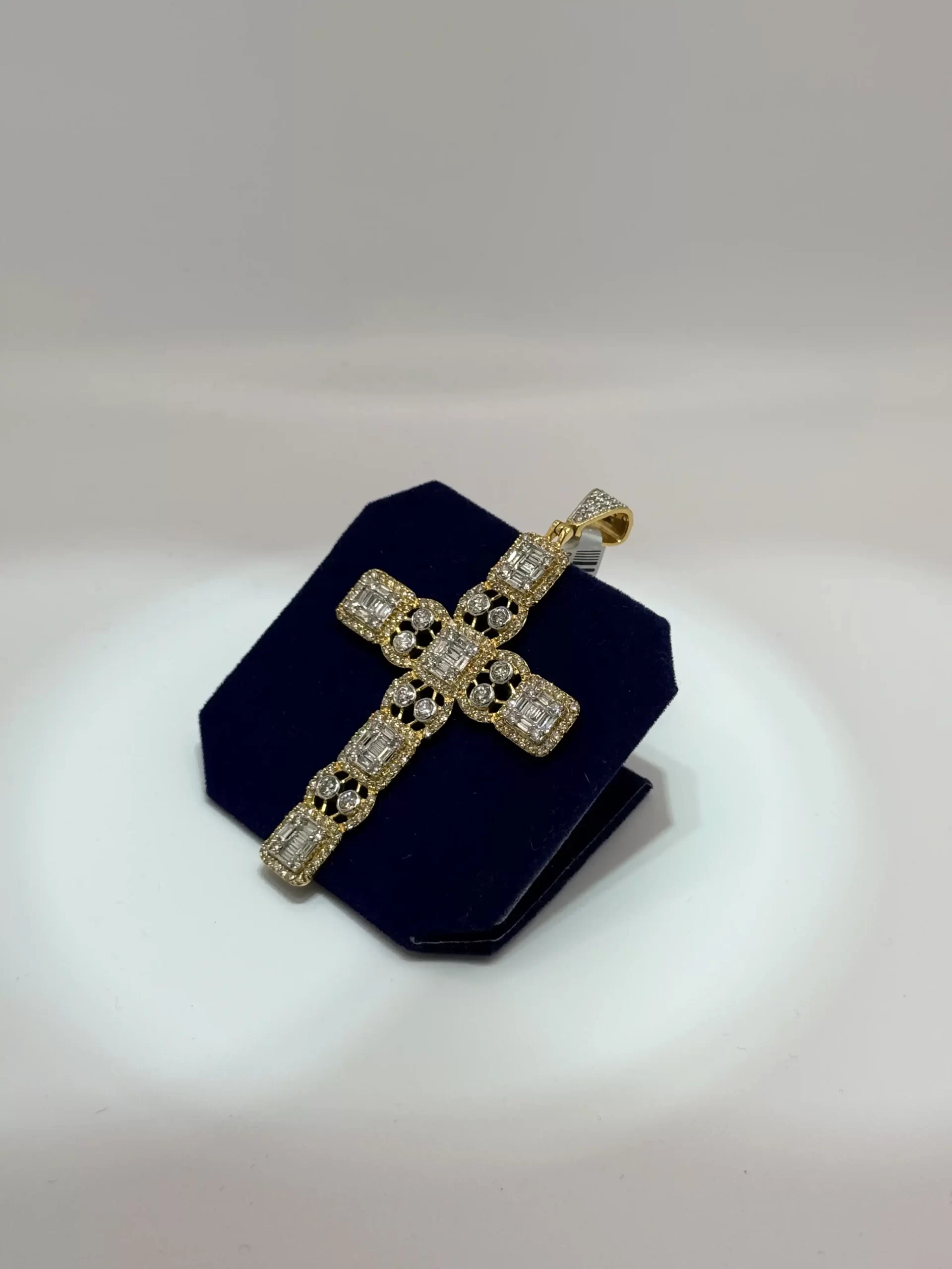 "The ""Unity Link"" Baguette & Solitaire Cross (4.15 CTW) " - Image 2