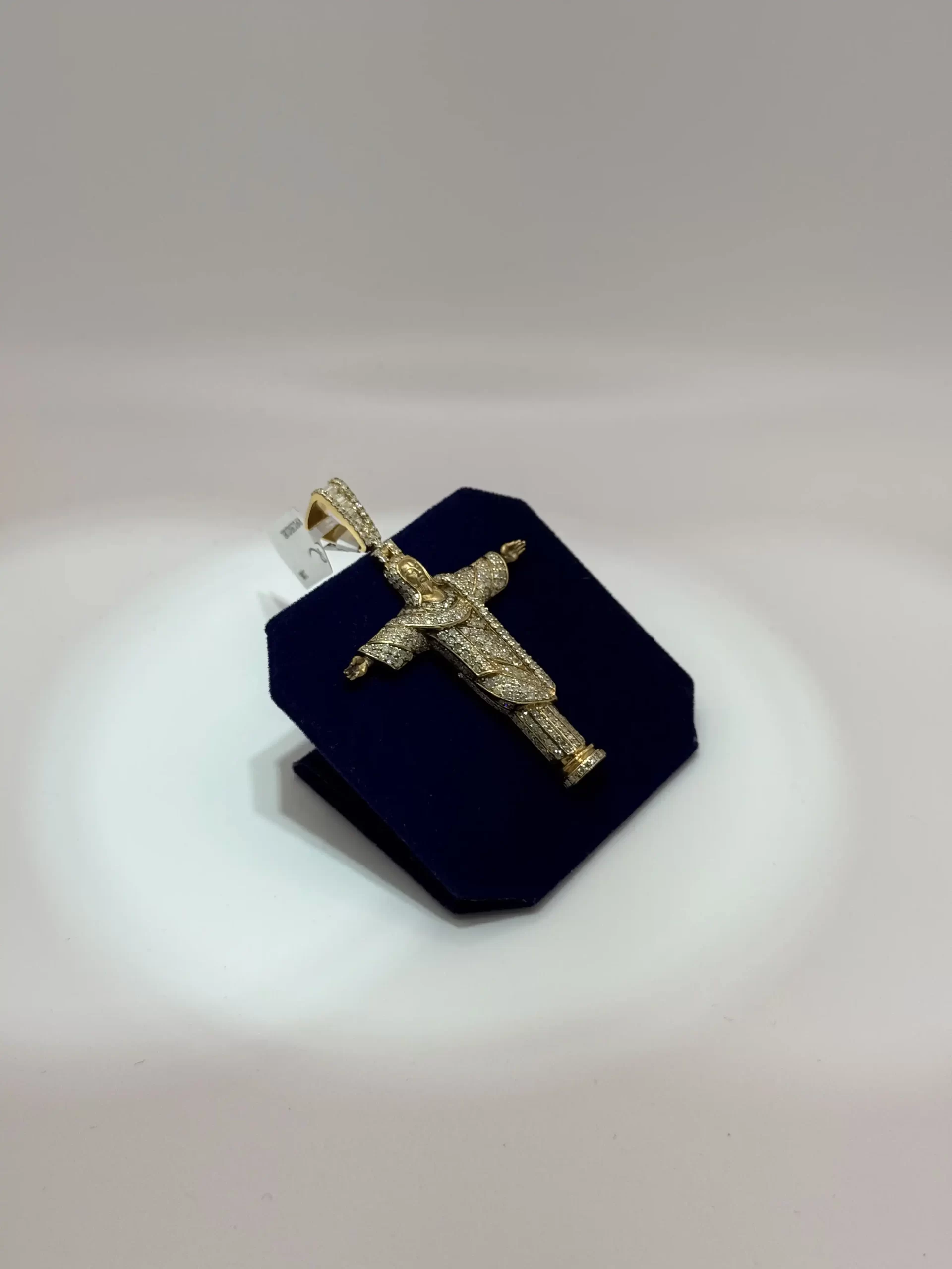 The "Rio de Janeiro" Redeemer Pendant (3.74 CTW) - Image 4