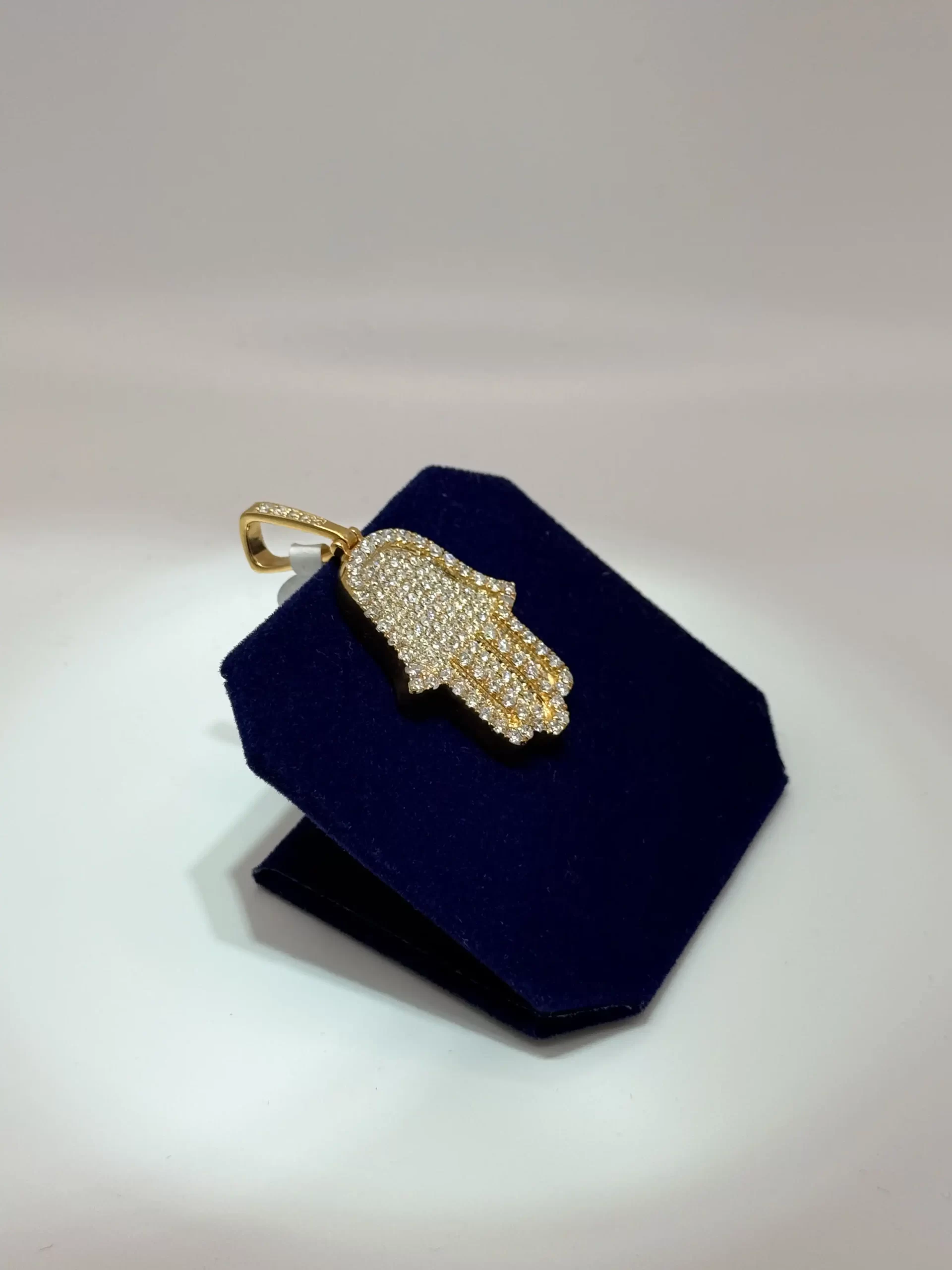 The "Halo Center" Hamsa (4.00 CTW) - Image 3