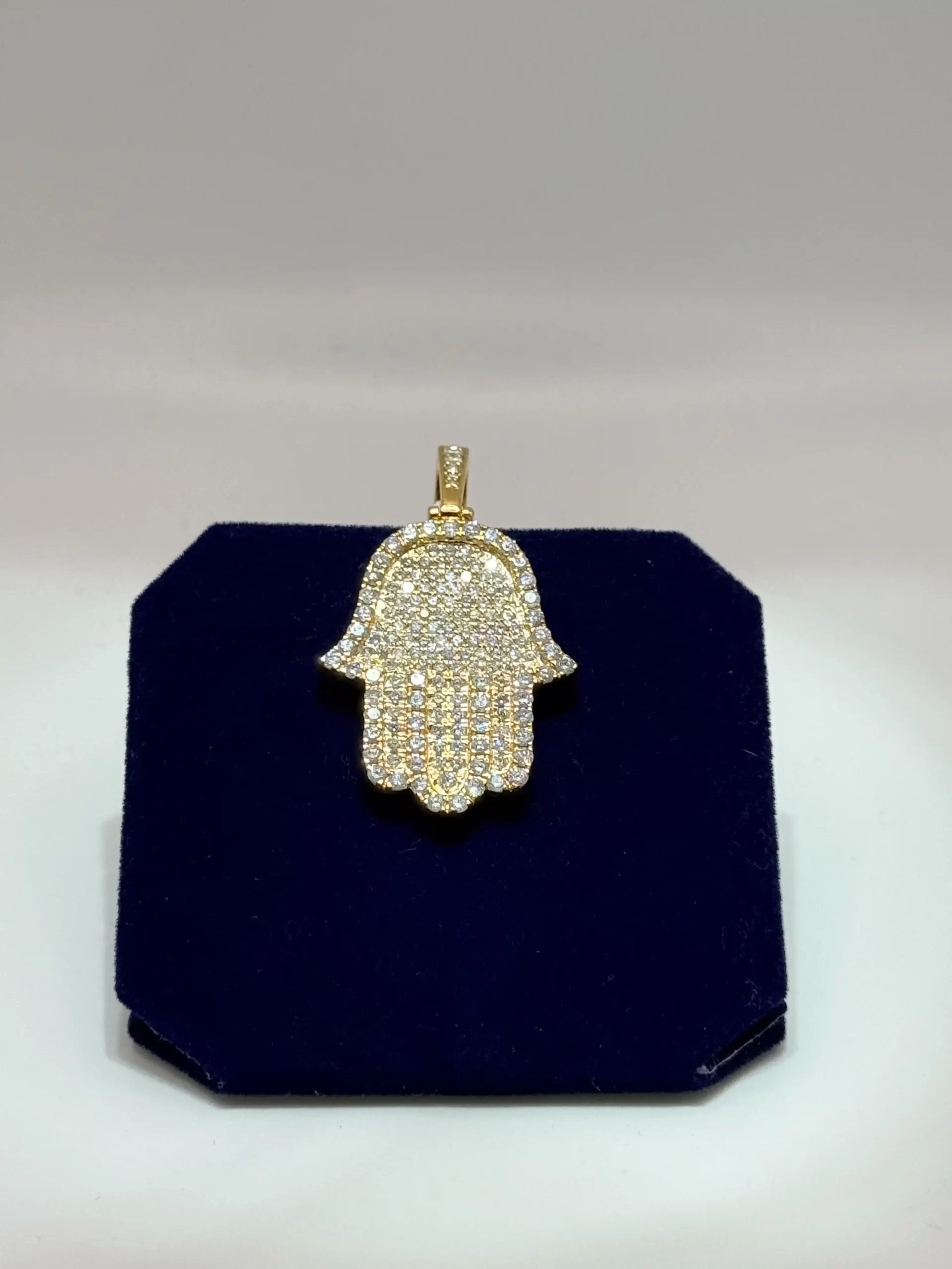 The "Halo Center" Hamsa (4.00 CTW) - Image 4