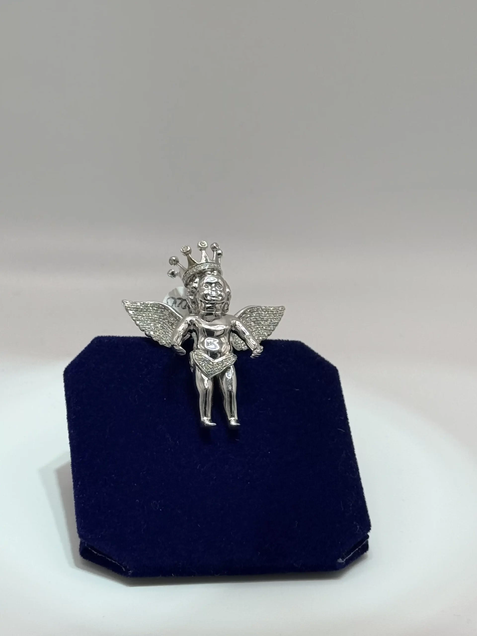 The "Crowned Cherub" Statement Pendant (2.00 CTW) - Image 3