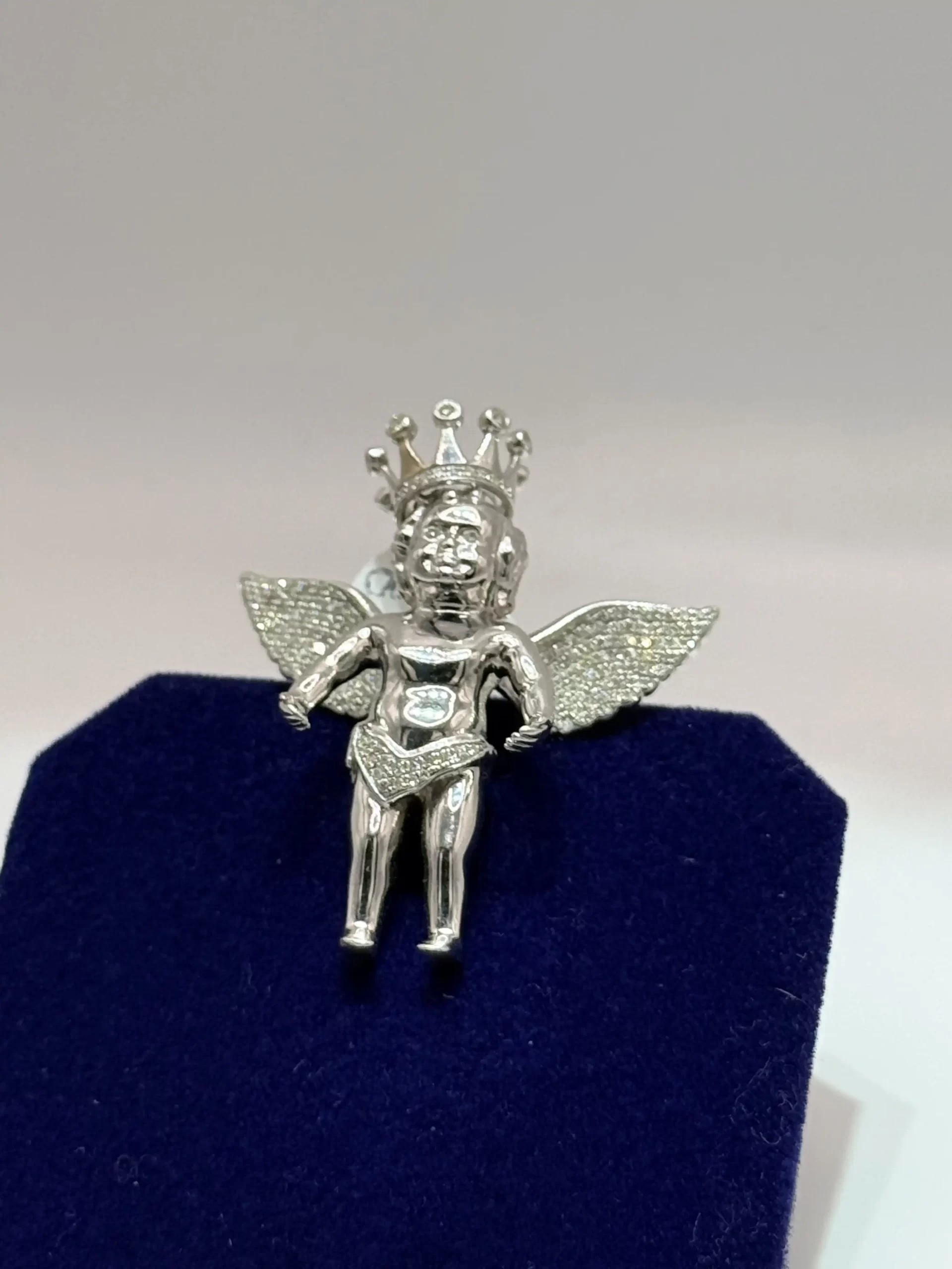The "Crowned Cherub" Statement Pendant (2.00 CTW) - Image 4