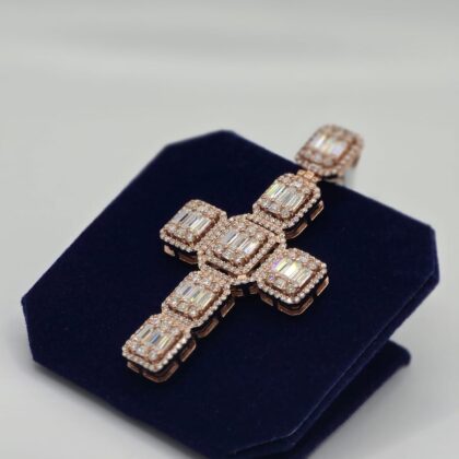 The Rosé Halo Cross