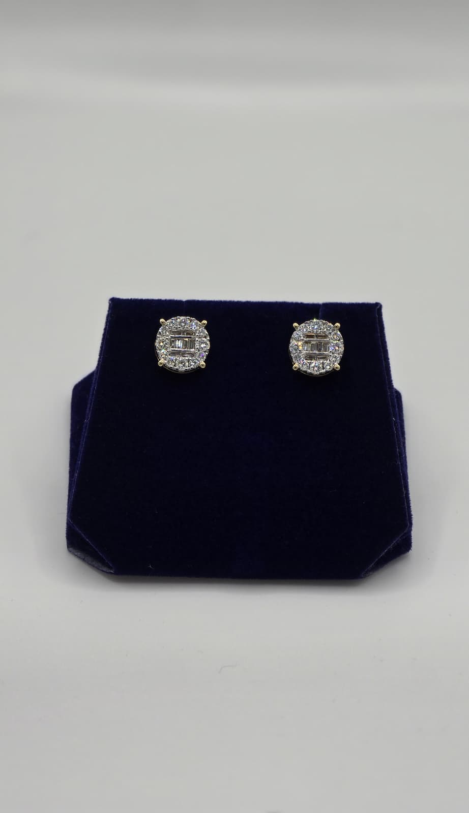 0.93 CTW Lab-Grown Diamond Round Baguette-Halo Studs (10K Yellow Gold) - Image 2