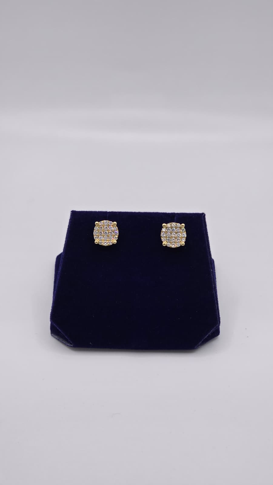 1 CTW Lab-Grown Diamond Round Cluster Studs (10K Yellow Gold) - Image 3