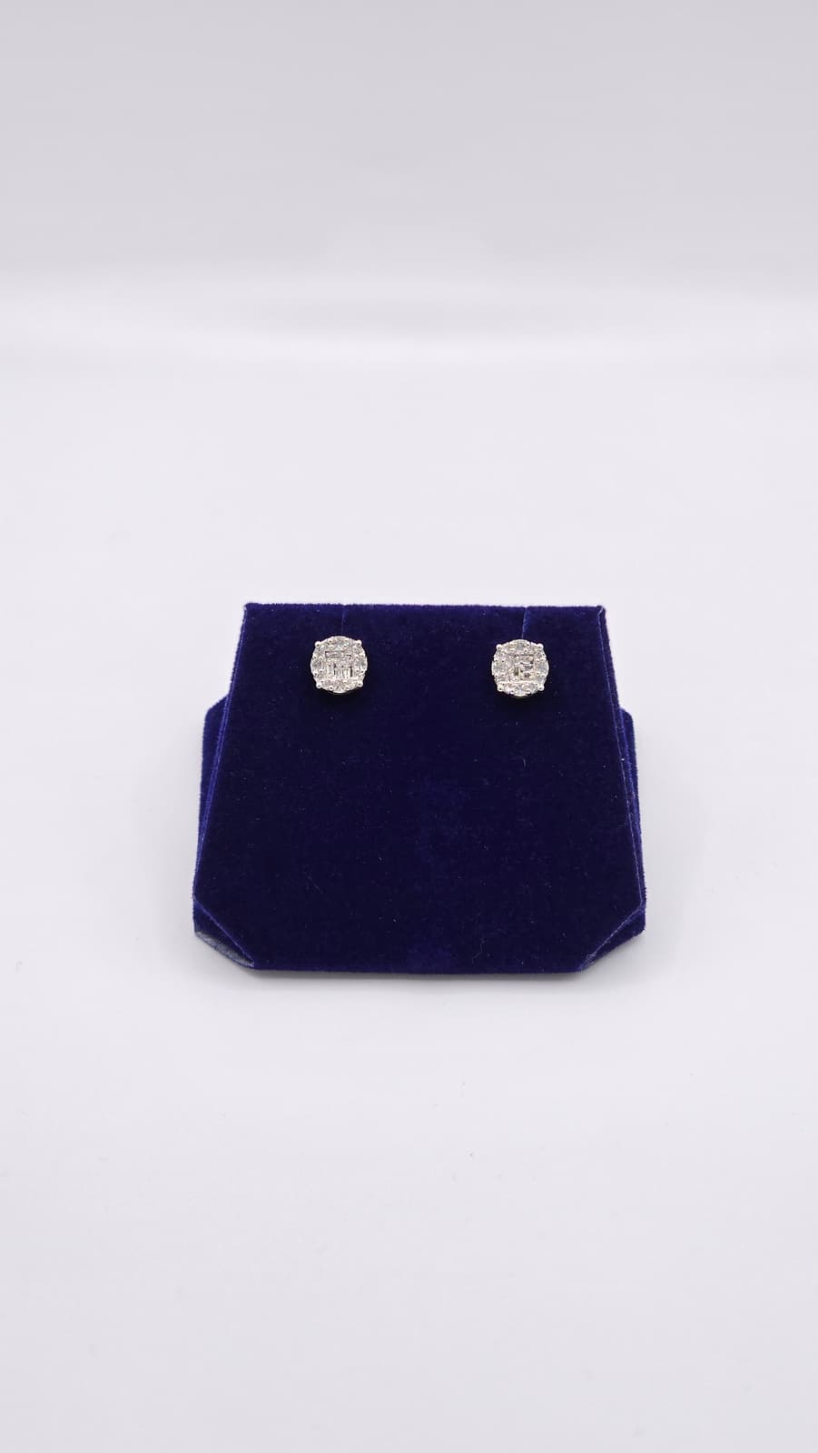 0.35 CTW Natural Diamond Round Baguette-Halo Studs (10K White Gold) - Image 3