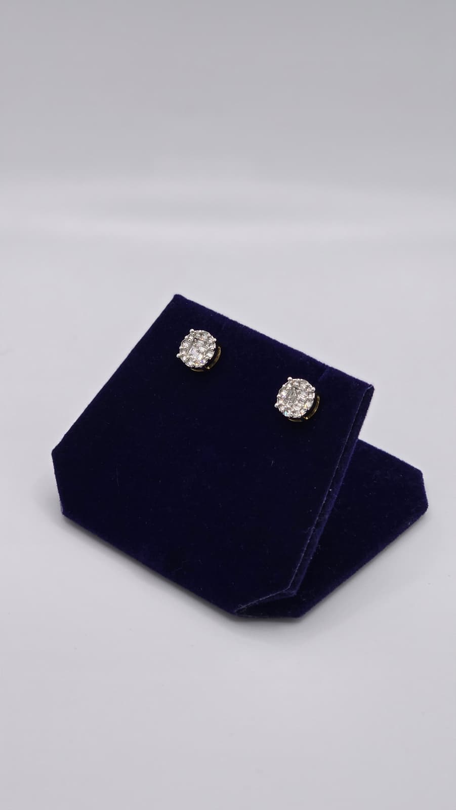 0.35 CTW Natural Diamond Round Baguette-Halo Studs (10K White Gold) - Image 4