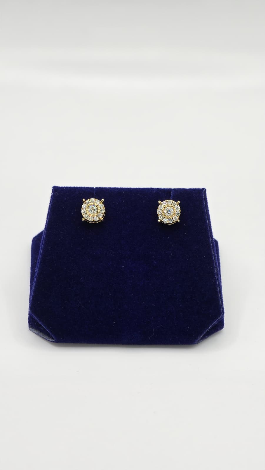 1 CTW Natural Diamond Round Halo Studs (10K Yellow Gold)