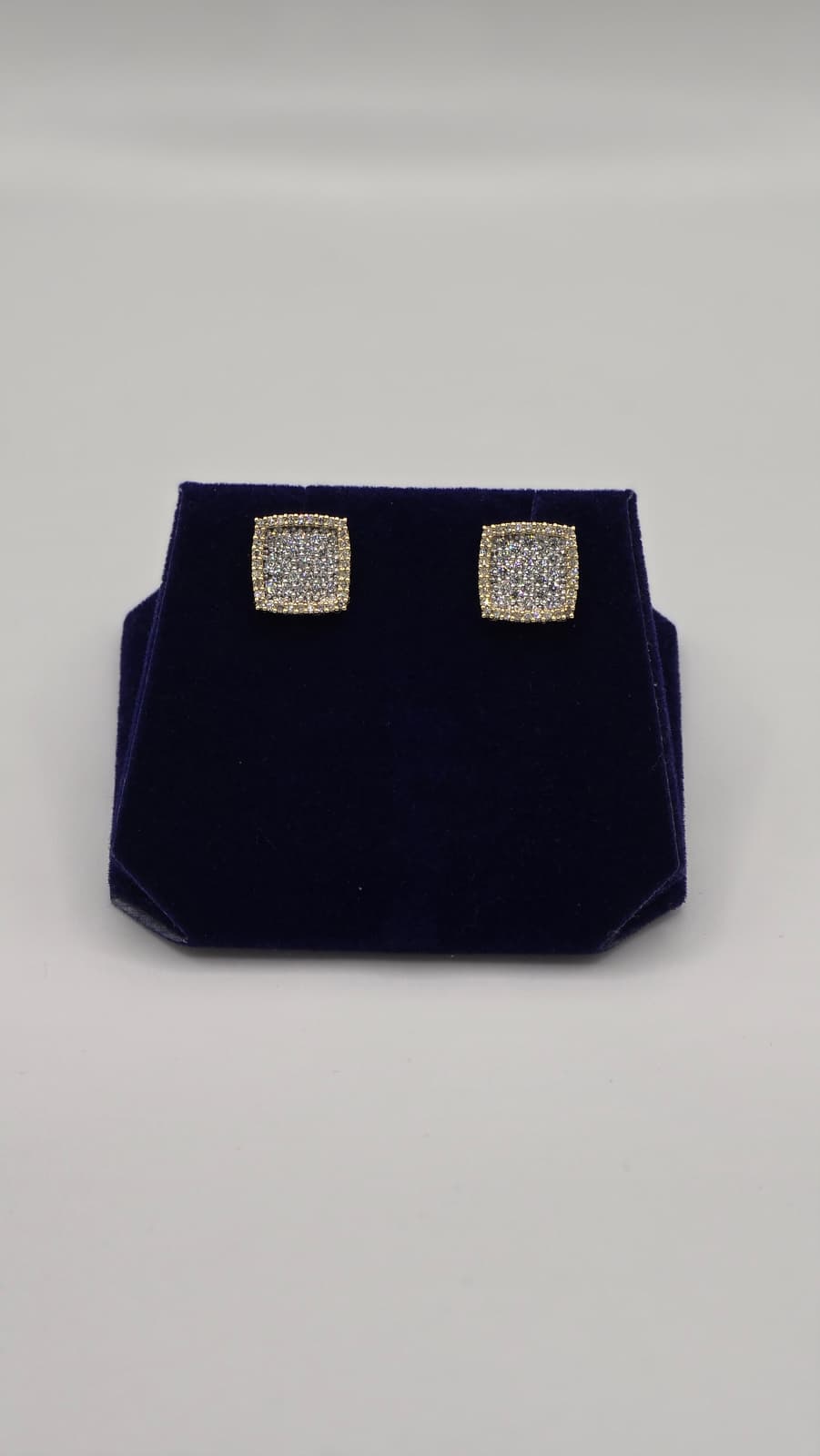 0.9 CTW Natural Diamond Cushion Pave Studs (10K Yellow Gold)