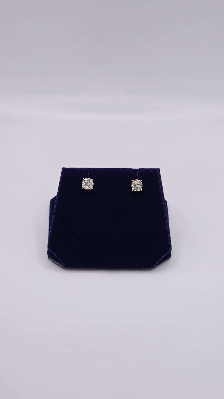 0.25 CTW Natural Diamond Cushion Halo Studs (10K Yellow Gold) - Image 3
