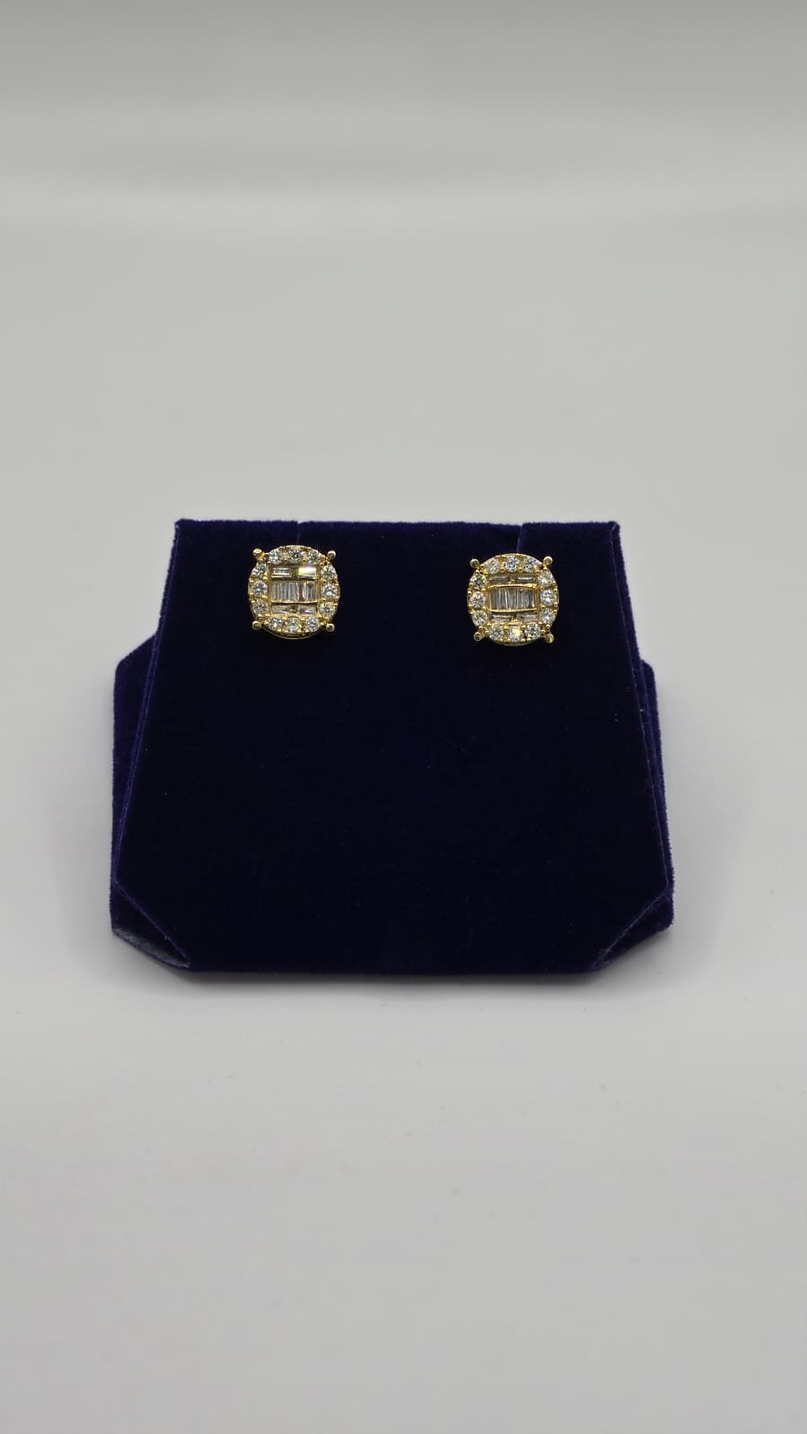 1.5 CTW Natural Diamond Round Baguette-Halo Studs (10K Yellow Gold)