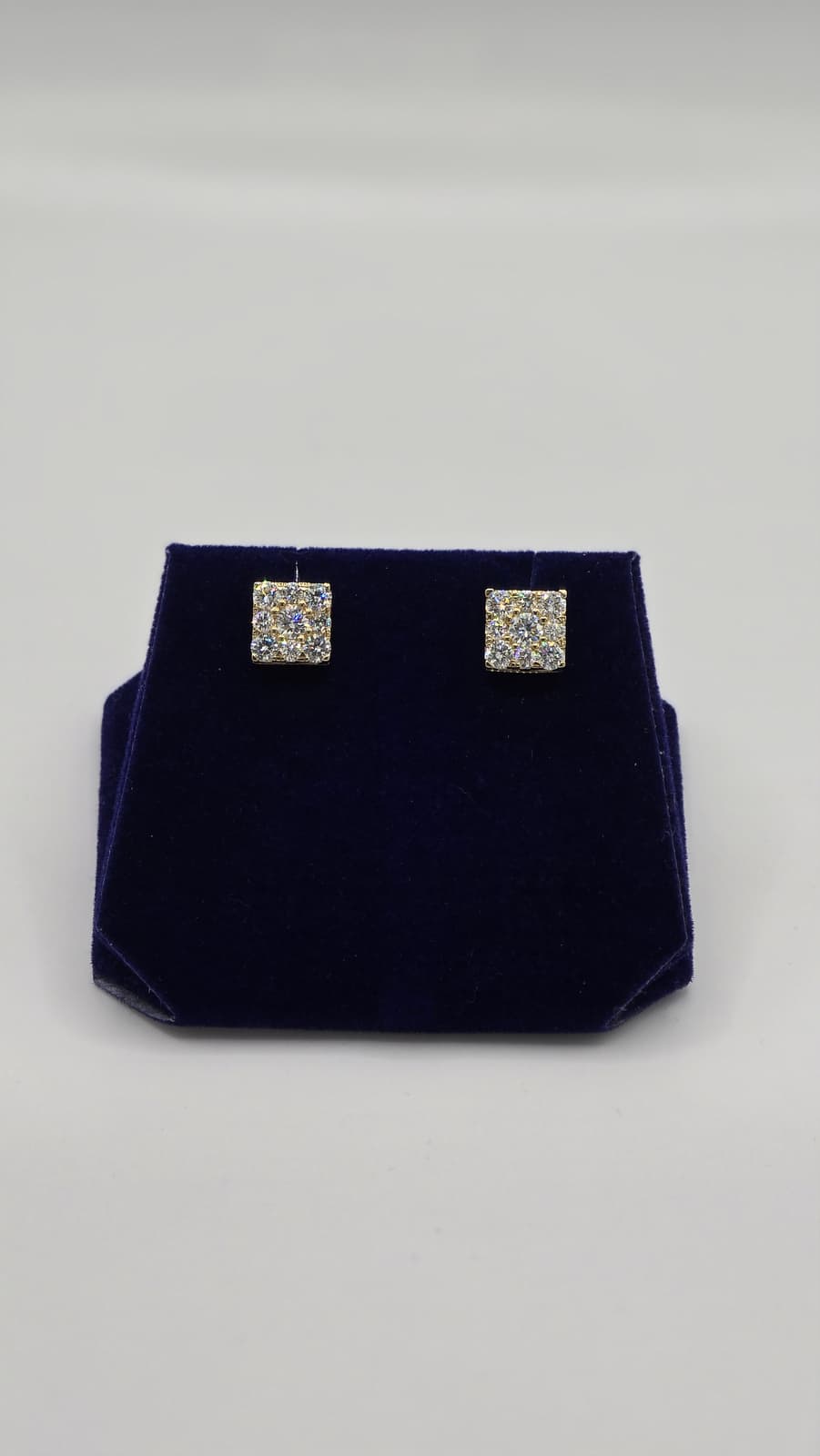 1.49 CTW Lab-Grown Diamond Square Princess-Cut Studs (10K Yellow Gold) - Image 3