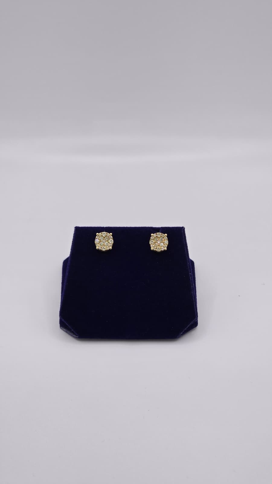 0.75 CTW Natural Diamond Square Princess-Cut Studs (10K Yellow Gold) - Image 4