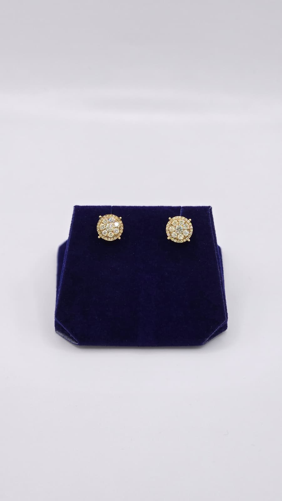 1.25 CTW Natural Diamond Round Cluster Studs (10K Yellow Gold) - Image 3