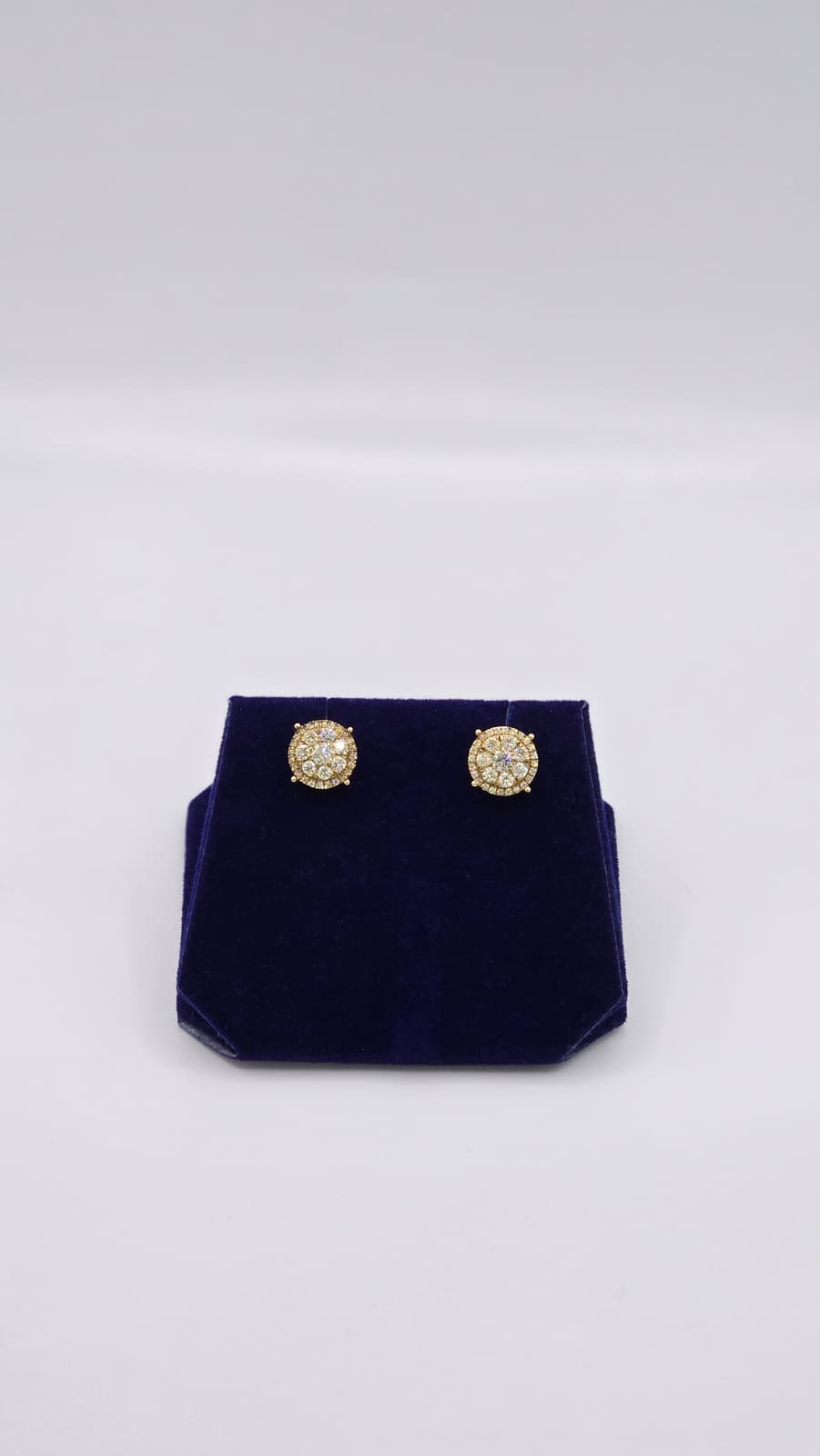1.25 CTW Natural Diamond Round Cluster Studs (10K Yellow Gold) - Image 4
