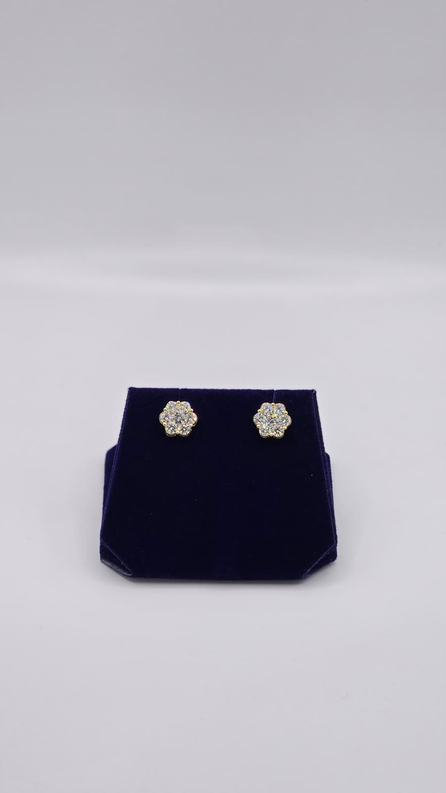 1.76 CTW Natural Diamond Flower-Cluster Studs (14K Yellow Gold) - Image 3