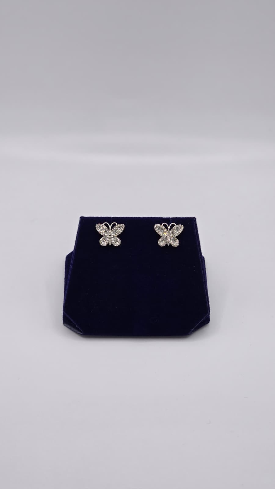 1 CTW Natural Diamond Butterfly Studs (10K White Gold) - Image 3