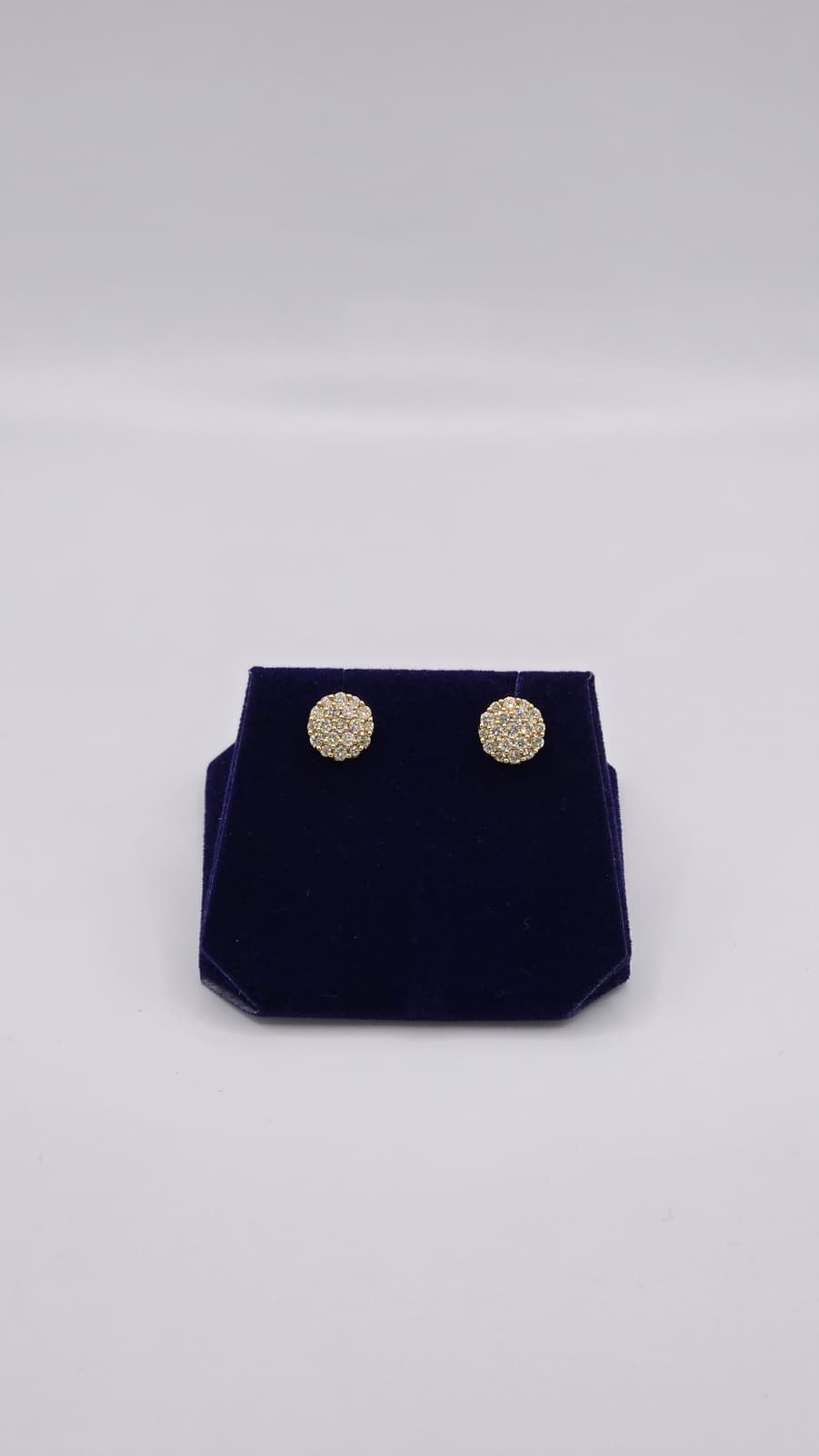 1.03 CTW Natural Diamond Round Cluster Studs (10K Yellow Gold) - Image 3