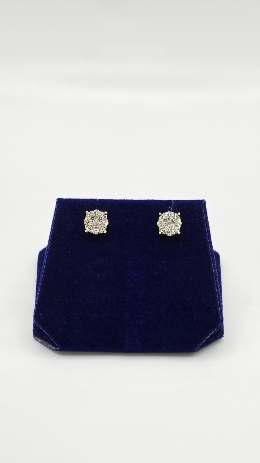 0.75 CTW Natural Diamond Round Cluster Studs (10K Yellow Gold)