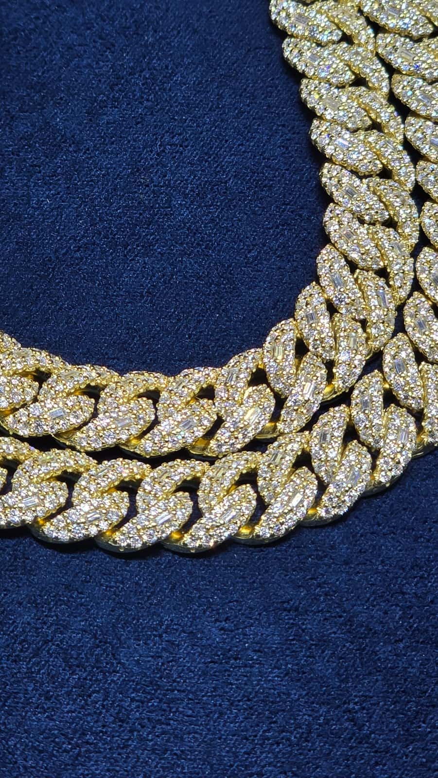 22-Inch Gold Iced Cuban Chain (10mm) - Image 3