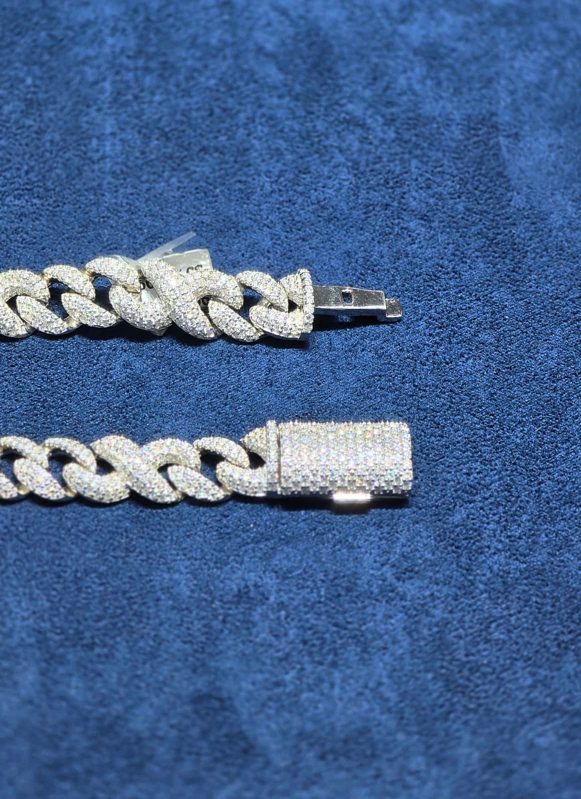 20-Inch Two-Tone Iced Infinity-Link Chain (10mm) - Image 2