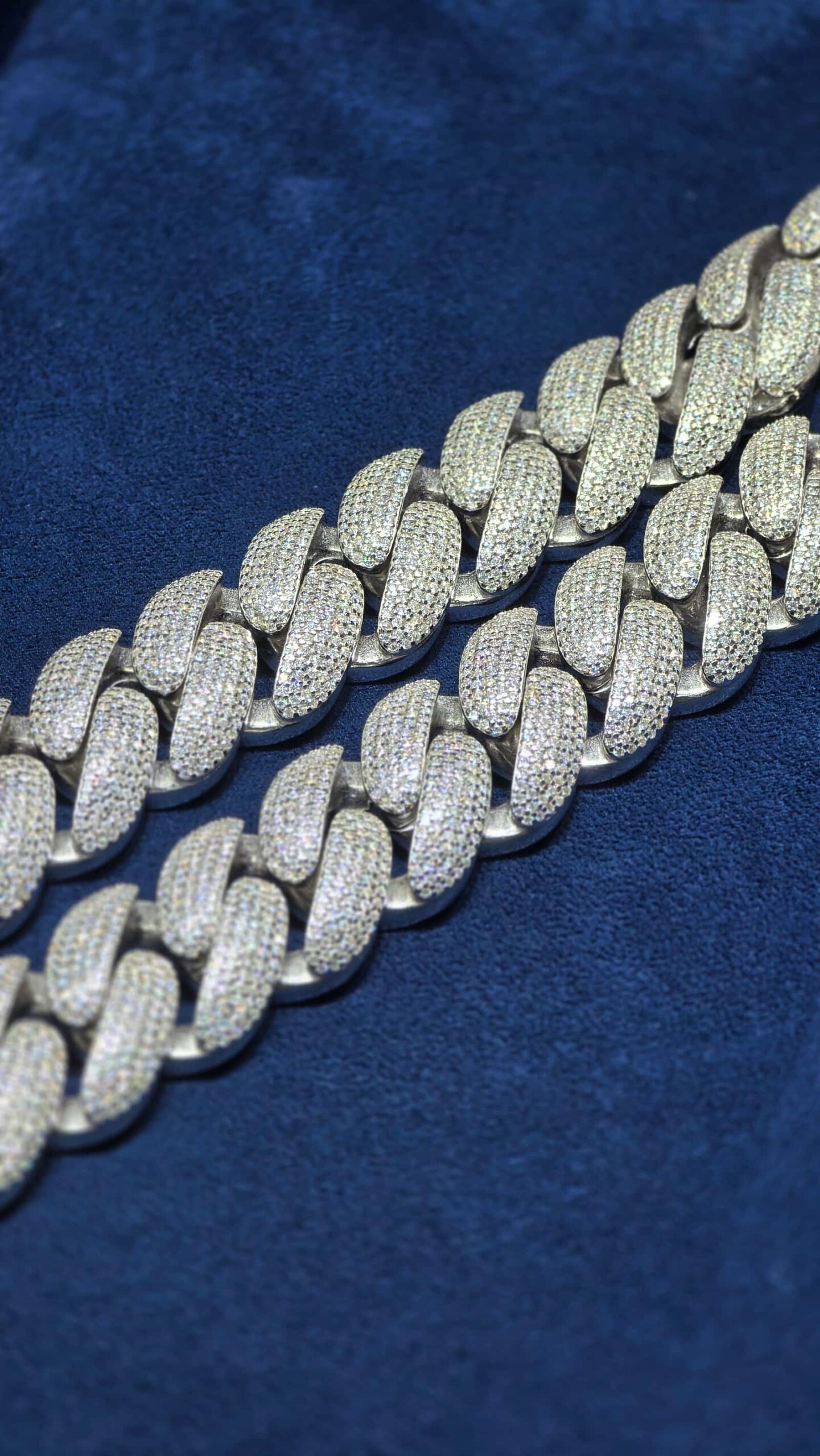 24-Inch White Iced Cuban Chain (22mm)