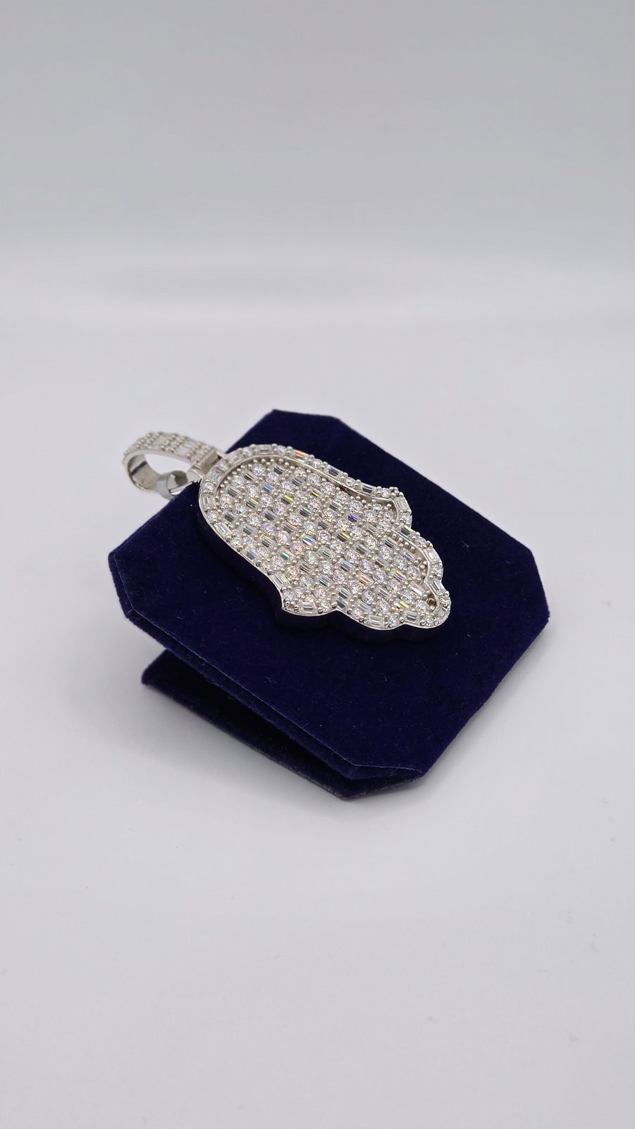 The Guardian Hamsa