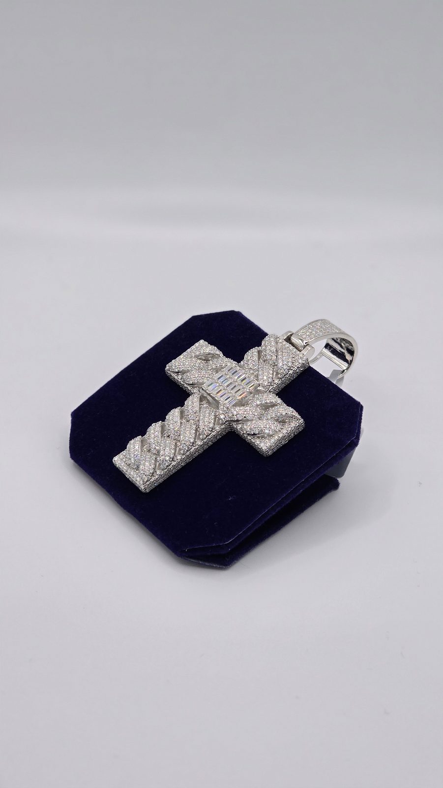 The Cuban-Link Cross - Image 3