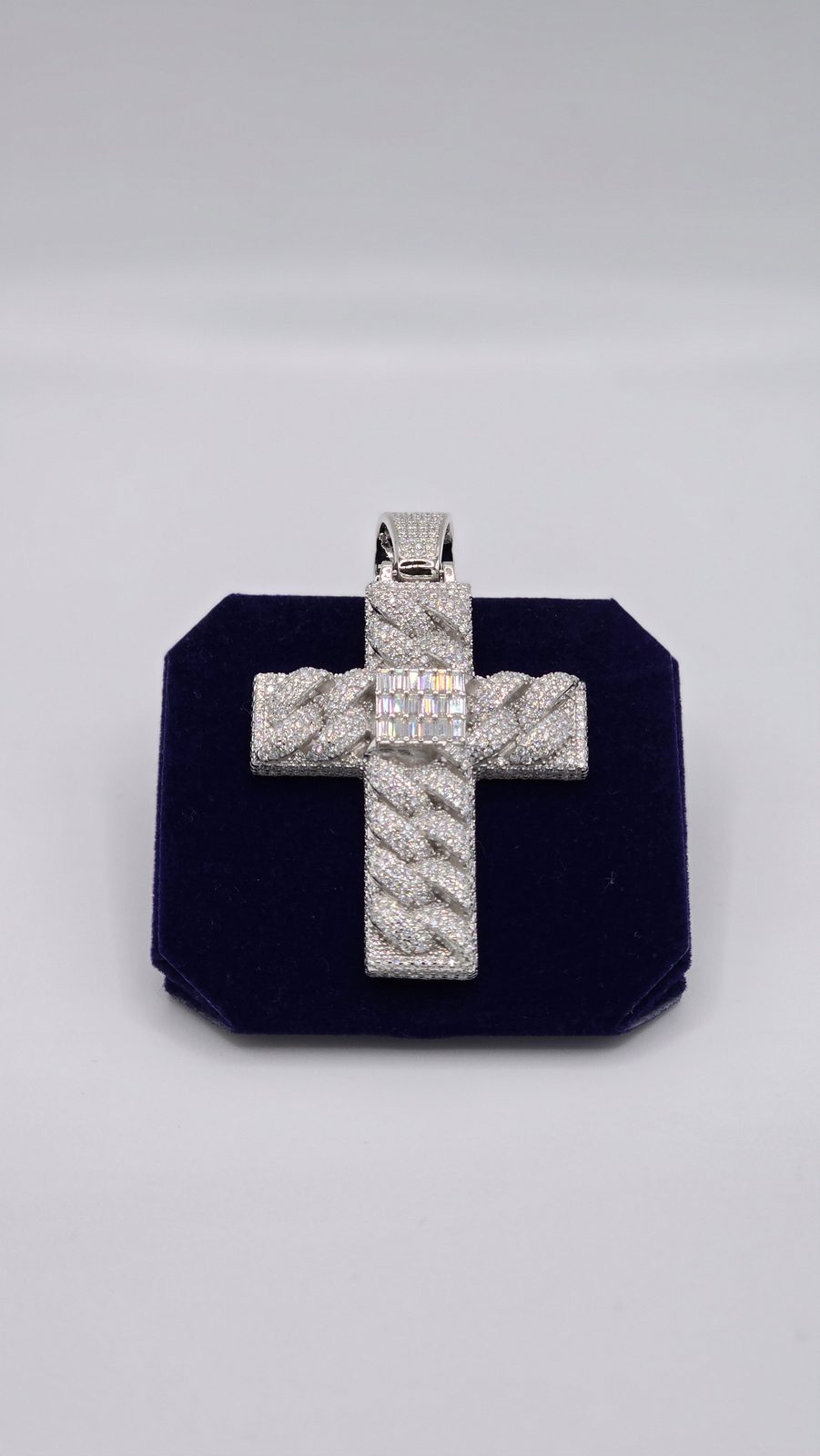 The Cuban-Link Cross - Image 4