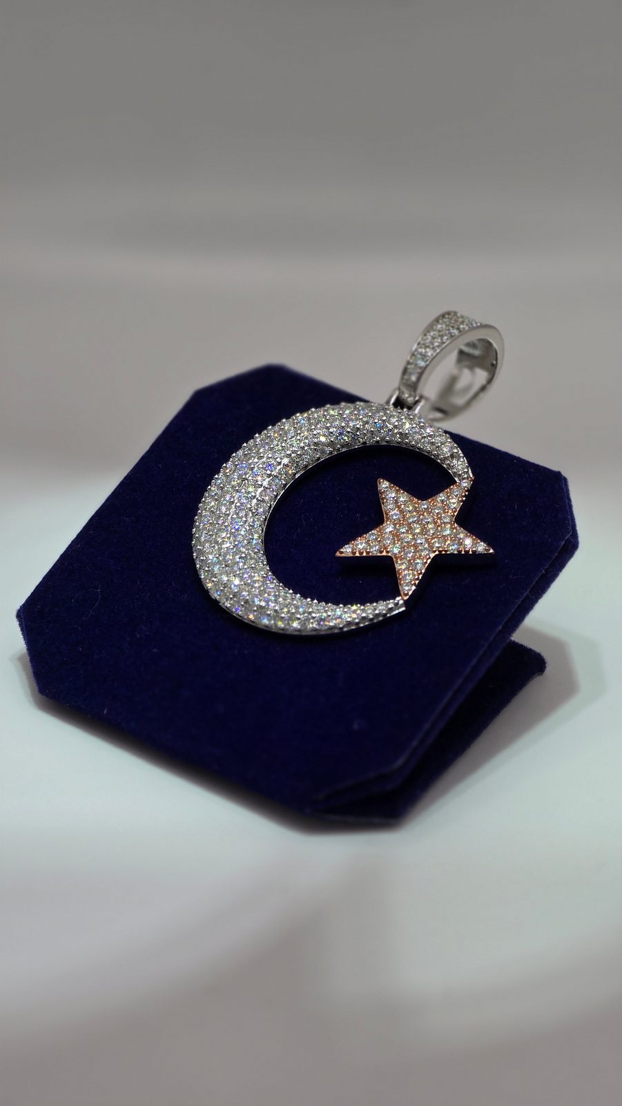 The Crescent and Star - Image 3